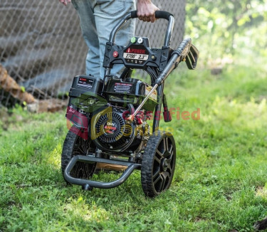 Power Washer  Other Market Off Washington Boulevard 
