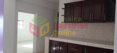 New Spacious 3 Bedroom Apartment, Great View