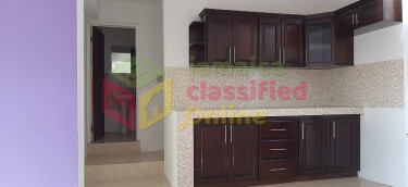 New Spacious 3 Bedroom Apartment, Great View