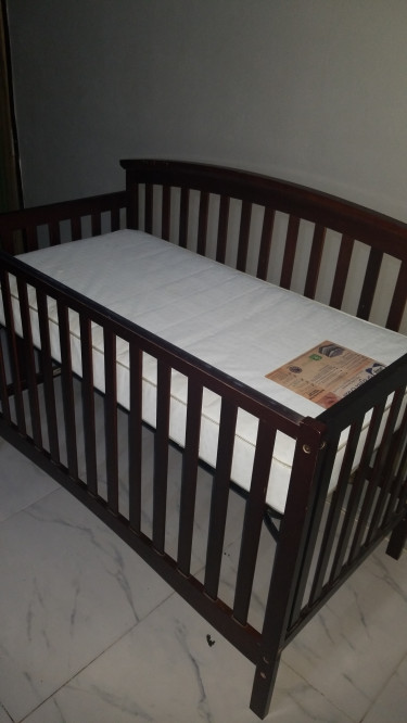 3 In 1 Baby Crib And Mattress