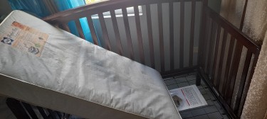3 In 1 Baby Crib And Mattress