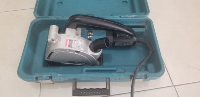 Wall Chaser  Like New