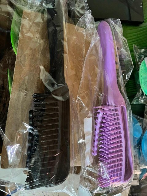 Defining Curls Brushes