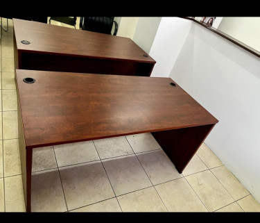 Desks, Furniture & Appliances 