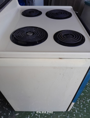 Stove, Electric 4 Burners 30