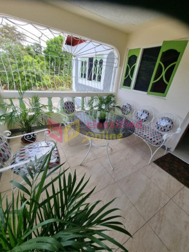 Fully Furnished 2 Bedroom, 1 Bath In Ocho Rios