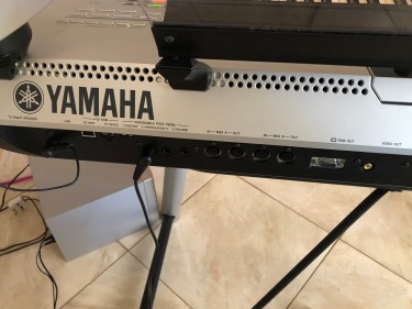 Yamaha Tyros3 Arranger Workstation Keyboard
