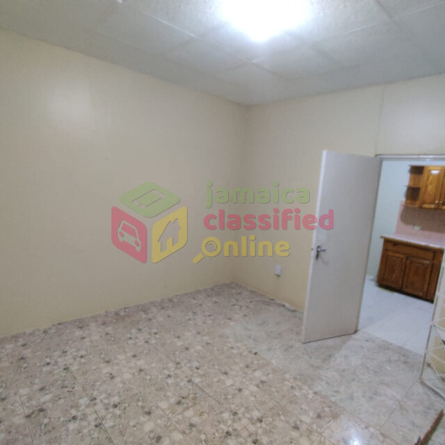 1 Bedroom Part Of House For Rent