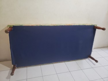ALMOST NEW SINGLE BED(GOOD CONDITION)