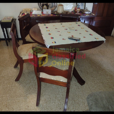 Mahogany Round Pedestal Dining Set 