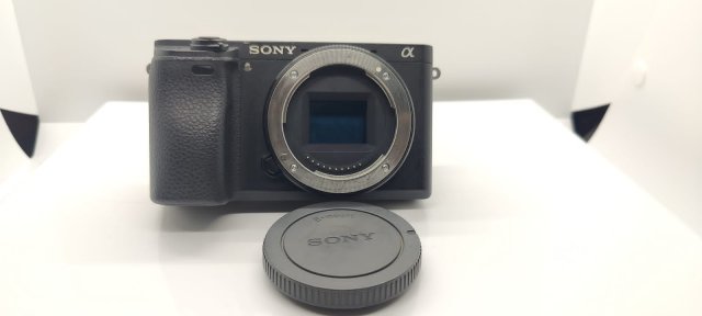 Sony A6300 Bundle