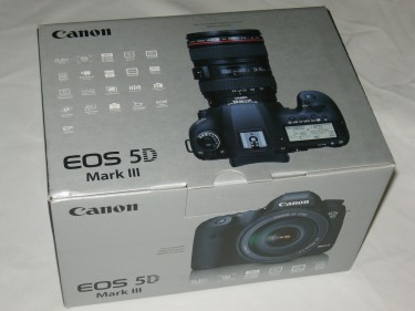 CANON EOS 5D MARK III 22.3MP Digital SLR Camera 
