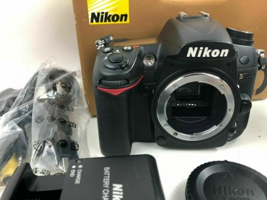 Nikon D D7000 16.2MP Digital SLR Camera 