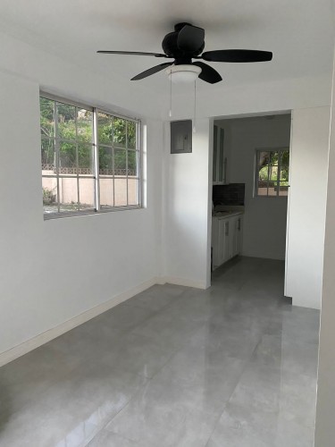 2 Bedroom 2 Bathroom Townhouse