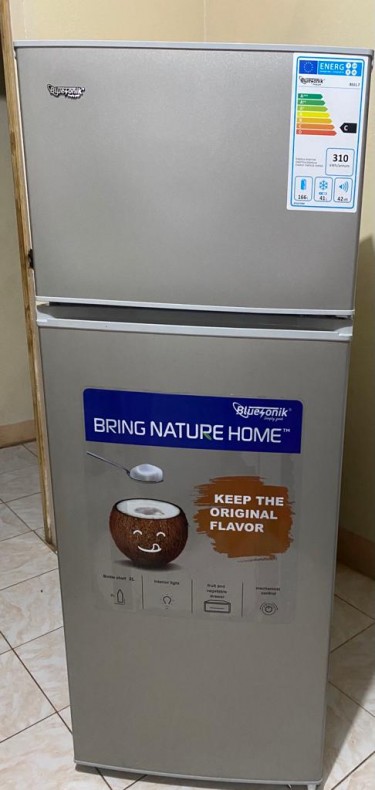  Bluesonik Refrigerator Immaculate Condition 