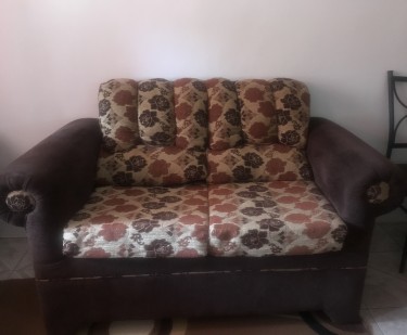3 Piece Sofa  Comes With Covering For Sofa