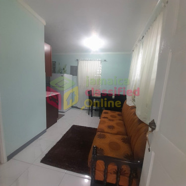 Furnished 1 Bedroom Flat
