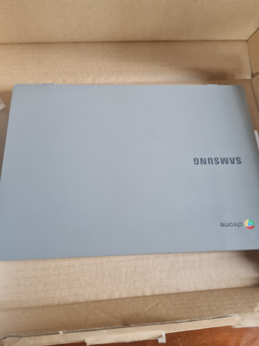 Chromebook