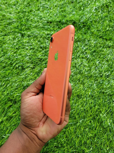IPhone XR (Coral) 64gb
