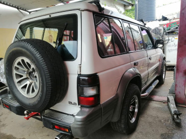 Mitsubishi Pajero