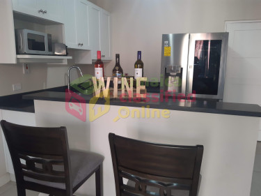 1 Bedroom 2 Bathrooms Spacious New Kingston Apt