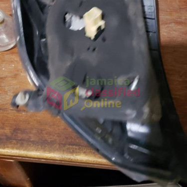 RS TOYOTA VITZ  RH TAIL LIGHT