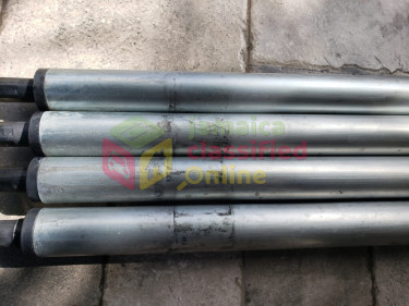 STAINLESS STEEL TABLE