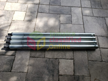 STAINLESS STEEL TABLE