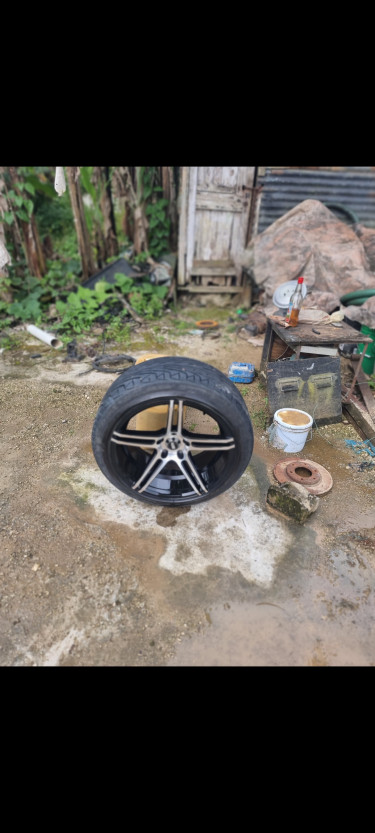 18inch Rims And Tyres 5log