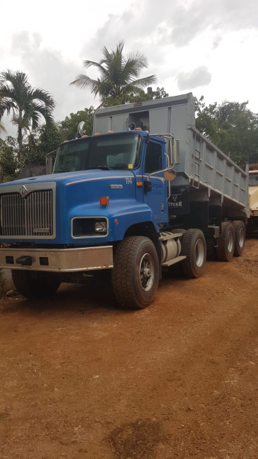 International Paystar 5600I Tri Axle Dump Truck 