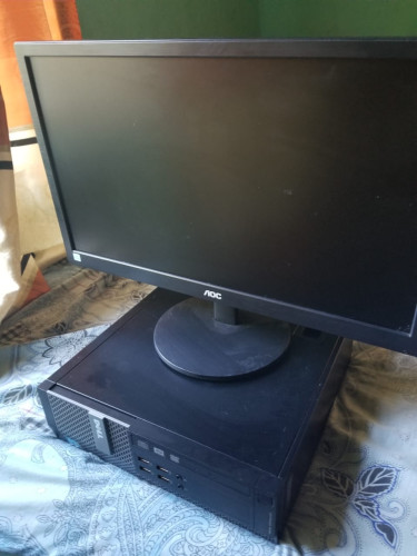 Desktop Computer For Sale Fairly New