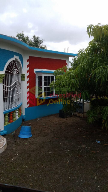 1 Bedroom And Bath For Rent(please Read Descript)