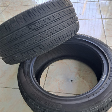 195/50R15 Size 15 Low Profile Tires