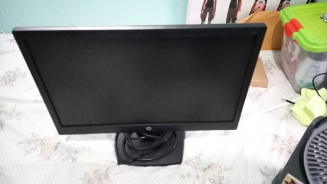 1 Or 2 HP Monitors For Sale
