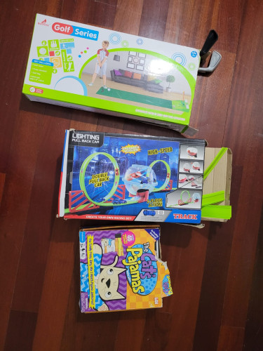 Baby Toys: Total: 400 JMD