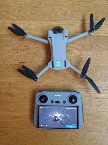 DJI Mini 3 Pro, Smart Controller, Fly More Kit, DJ