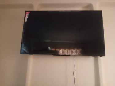 Am Selling A TV Only Have It For One Week