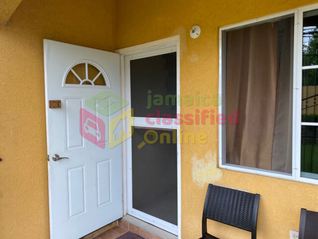 2 Bedroom 1 Bath Gated, AC, RENT