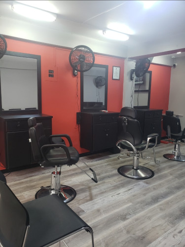 Barber Stations For Rent