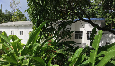 3 Bedrooms Home In A Garden