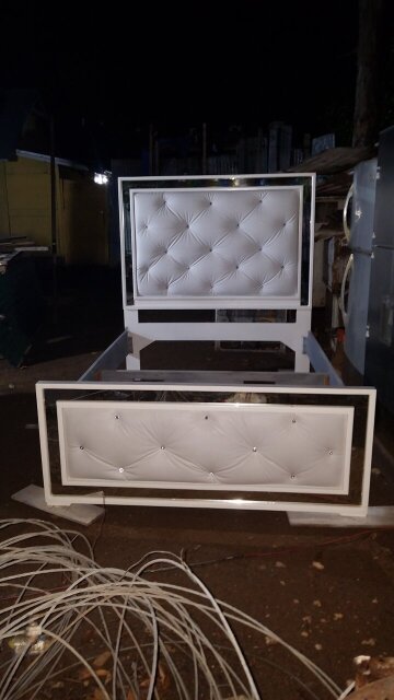 Queen Size Mirrored Upholstery Bed (done To Order) Beds Kingston