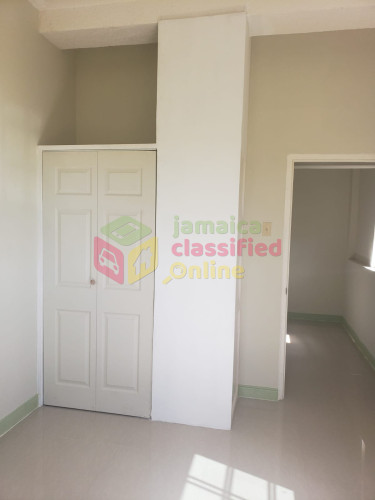 2 Bedroom 1 Bathroom Apartment In Red Hills