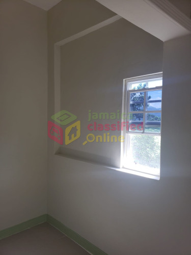 2 Bedroom 1 Bathroom Apartment In Red Hills