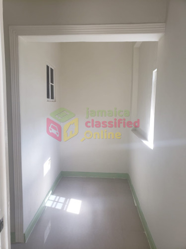 2 Bedroom 1 Bathroom Apartment In Red Hills