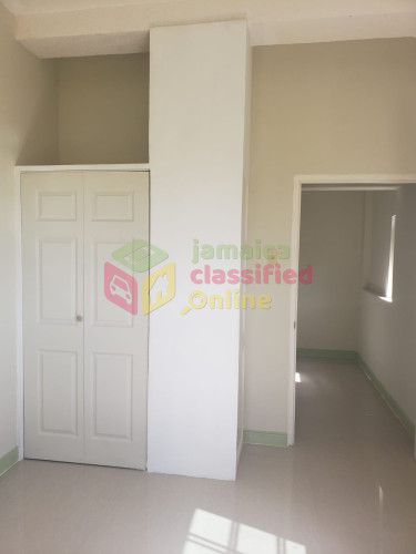 2 Bedroom 1 Bathroom Apartment In Red Hills