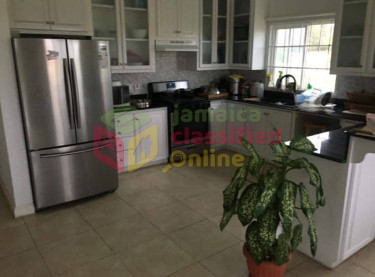 1 Bedroom (Furnished & Shared) Apartments St. Ann's Bay / Priory