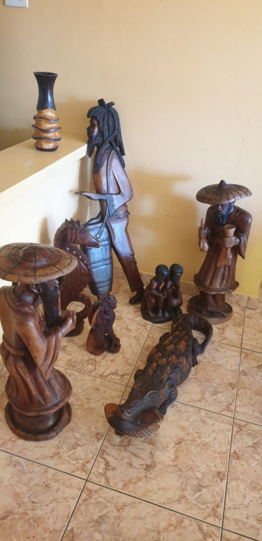 Wooden Set Jamaican Art 