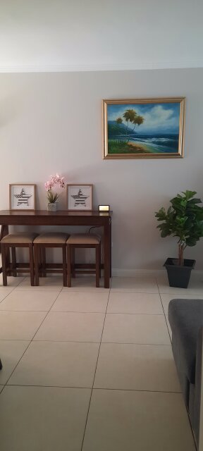 Fully Furnished 2 Bedrooms, 2 Bathrooms
