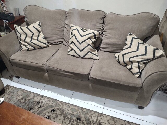 Sofa & Loveseat Set