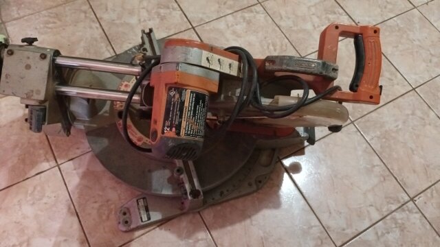 Rigid Chop Saw With Own Table